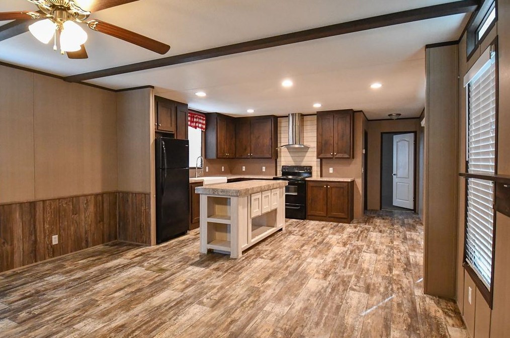 1668 Fm2518 #66, Cleveland, TX 77327