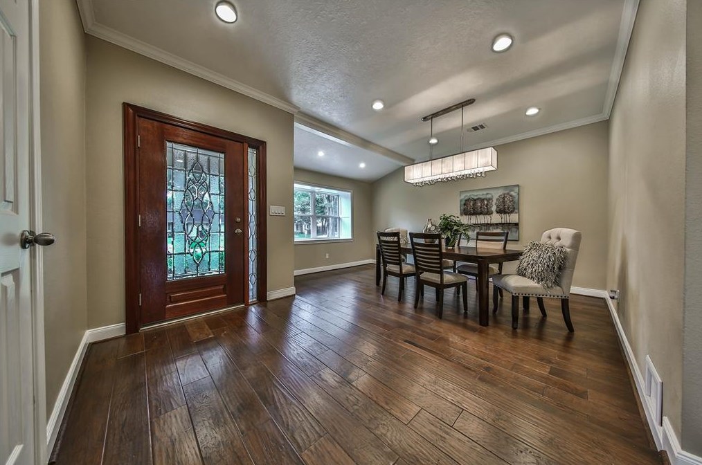 14002 Myrtlea Dr, Houston TX  77079-3207 exterior
