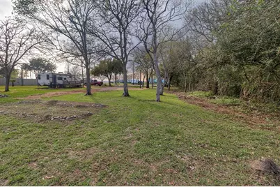 1207 11th Street, San Leon, TX 77539 - Photo 8