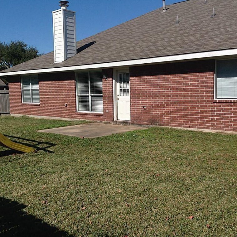3602 Wellington Dr, Pearland, TX 77584