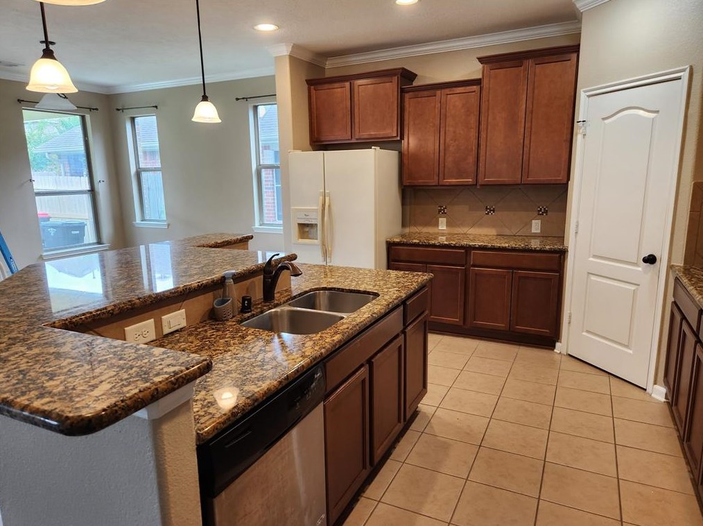 19510 Dunlay Springs Dr, Cypress TX  77433-2702 exterior
