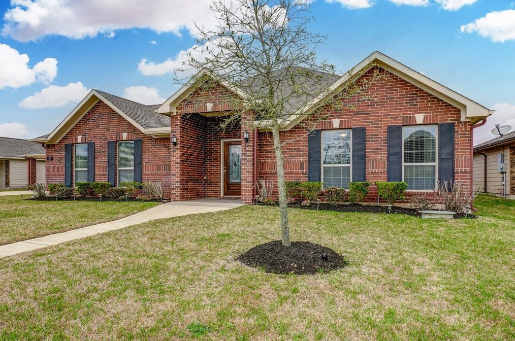 37 Palmero Way, Manvel, TX 77578-4875