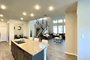 11710 Glossy Oak Ln, Houston, TX 77066 - Photo 8