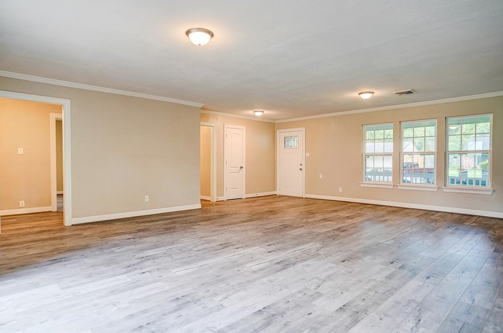 11903 Mullins Dr, Houston TX  77035-4351 exterior