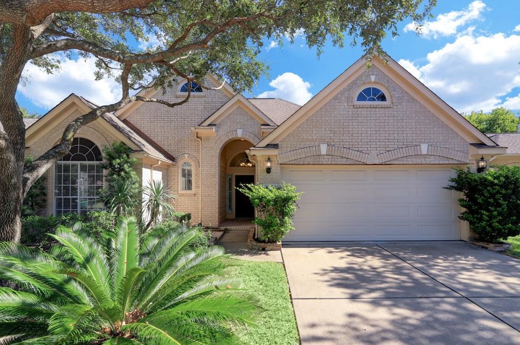 8730 Backcove Ct, Houston, TX 77064-8893