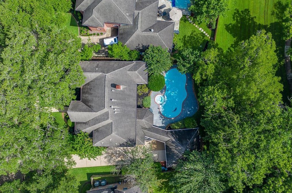3207 Silent Spring Dr, Sugar Land, TX 77479