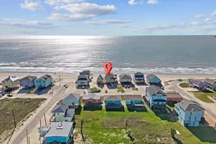 109 Beach Dr, Surfside Beach, TX 77541 - Photo 4