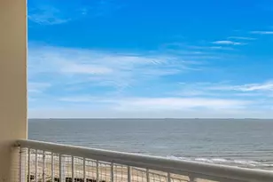 1401 E Beach Dr, Galveston, TX 77550 - Photo 8