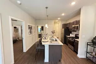 2102 Antoine Dr, Houston, TX 77055 - Photo 2