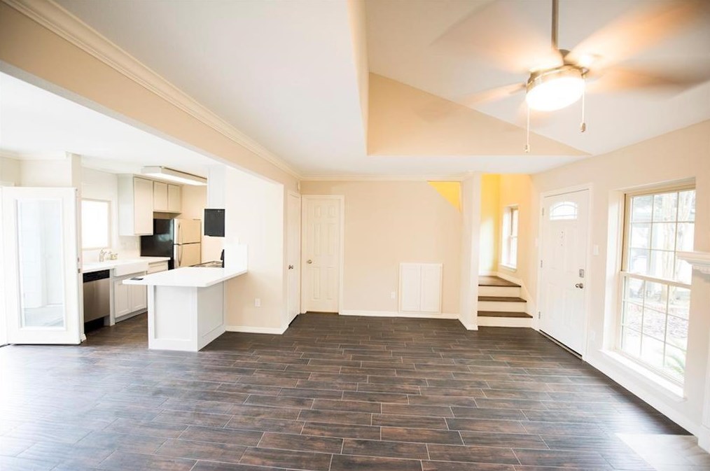 797 Worthshire St, Houston TX  77008-6432 exterior