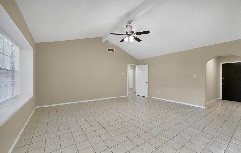11506 Bellfort Ave, Houston TX  77033-5303 exterior
