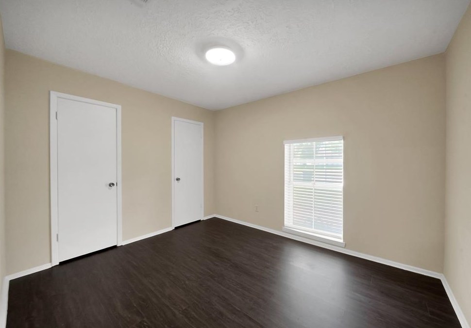 11506 Bellfort Ave, Houston TX  77033-5303 exterior