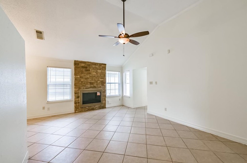 11511 Highland Meadow Dr, Houston TX  77089-6802 exterior