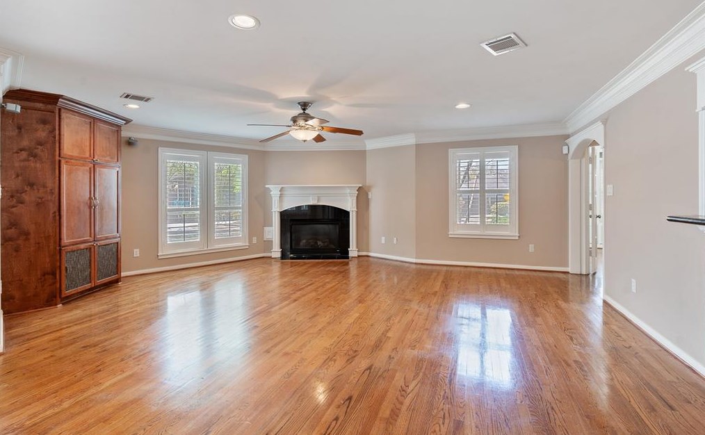 2320 Watson St, Houston, TX 77009