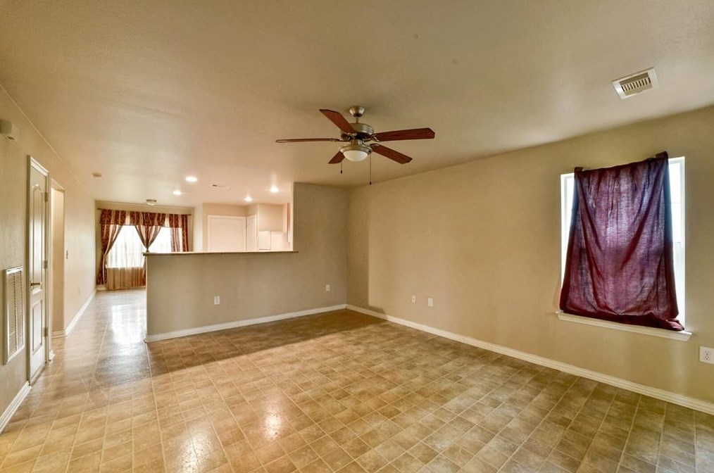 7909 Nashville St, Houston TX  77028-3441 exterior