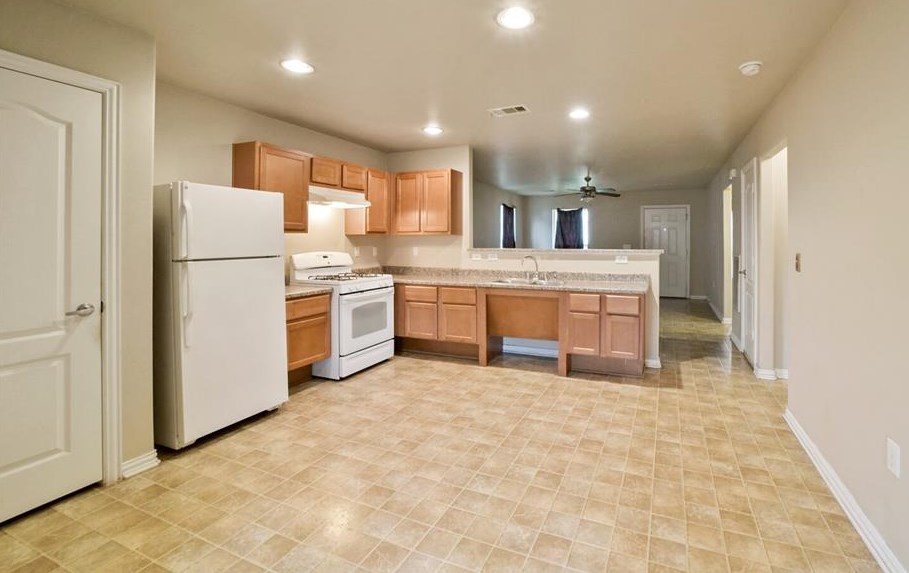 7909 Nashville St, Houston TX  77028-3441 exterior