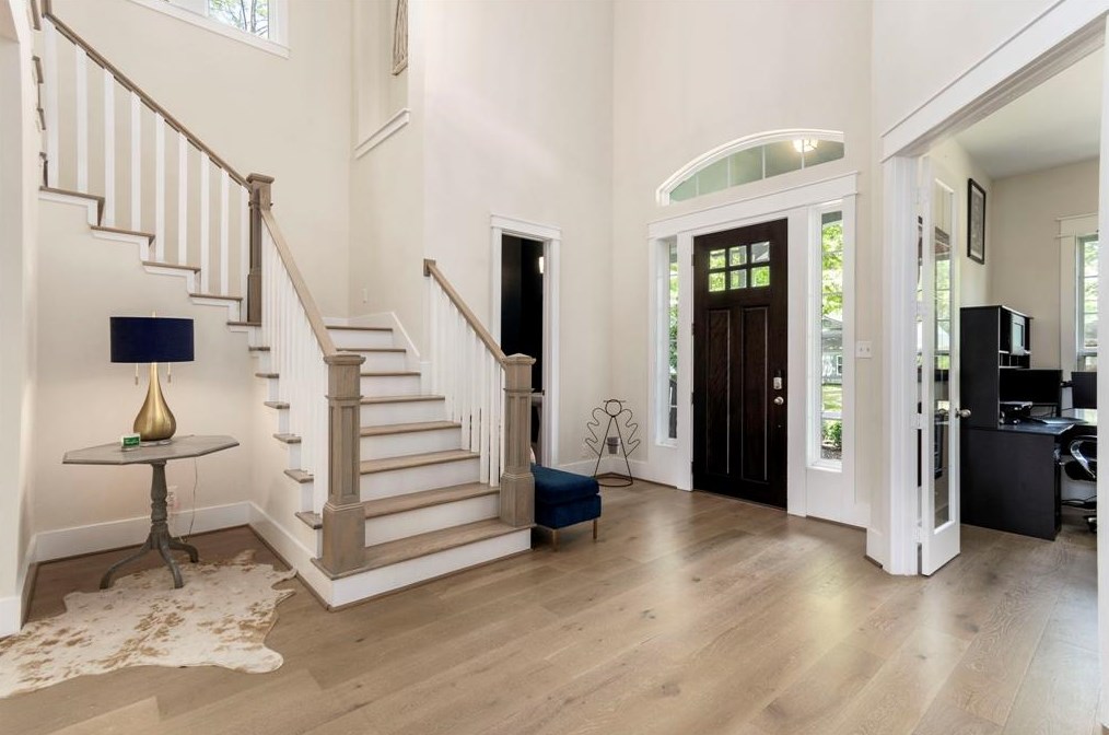 1819 Libbey Dr, Houston TX  77018-3015 exterior
