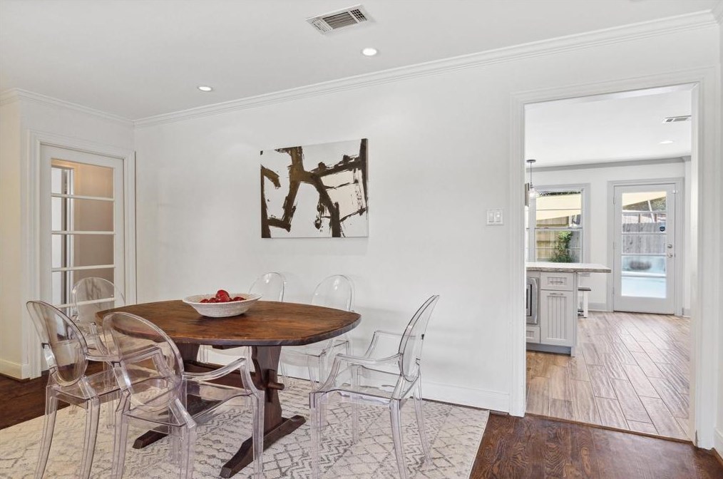 2903 Fairhope St, Houston TX 77025-3228 exterior