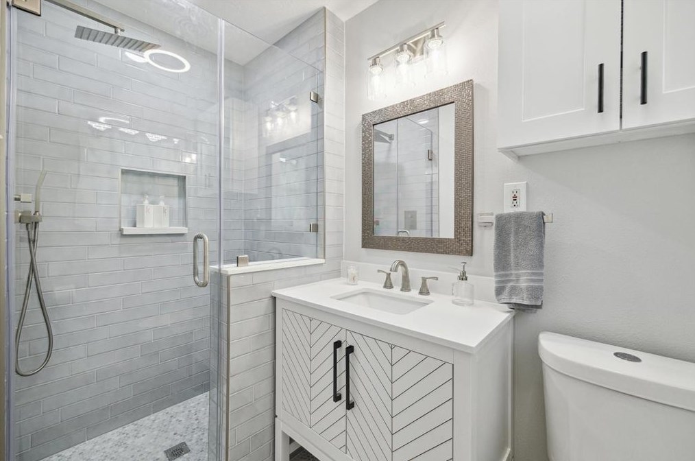 2903 Fairhope St, Houston TX 77025-3228 exterior