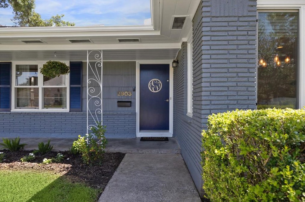 2903 Fairhope St, Houston TX 77025-3228 exterior