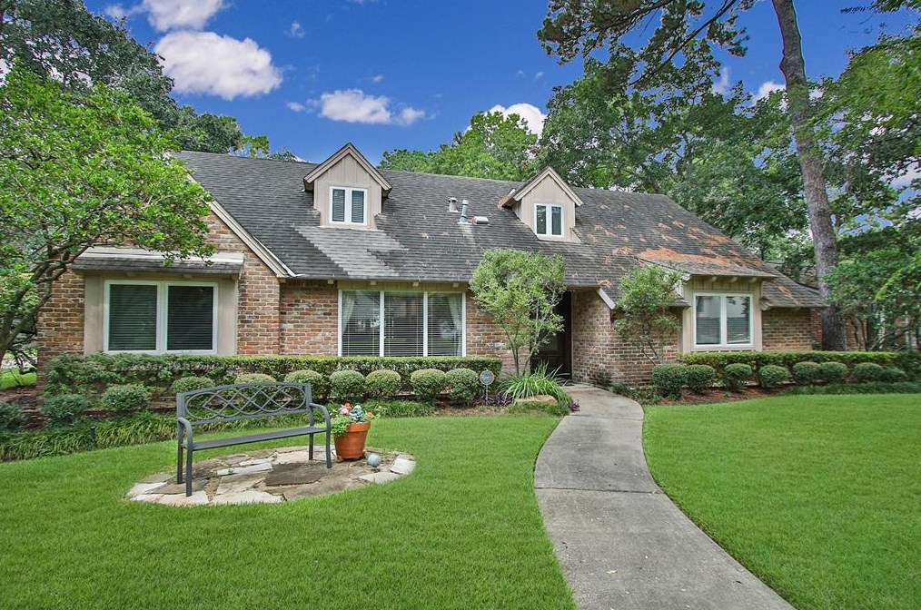 13038 Queensbury Ln, Houston, TX 77079