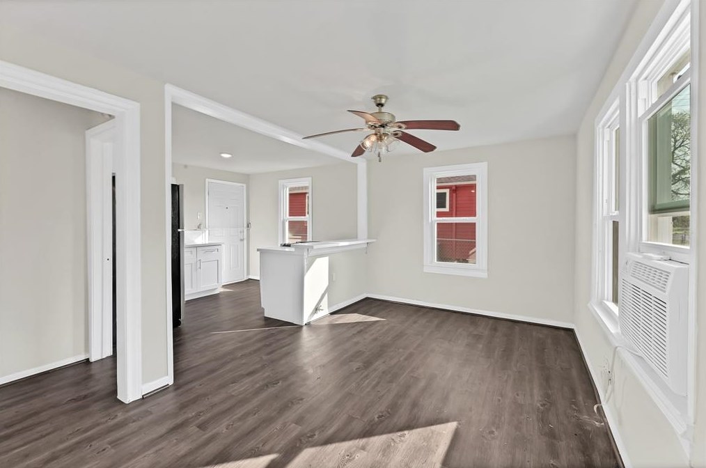 7837 Mclean St, Houston, TX 77051