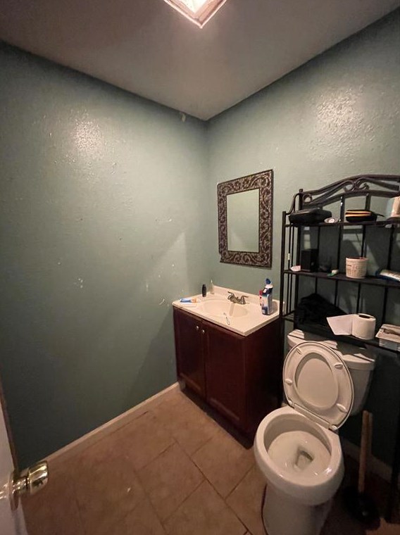 8611 Findlay St, Houston TX 77017-3202 exterior