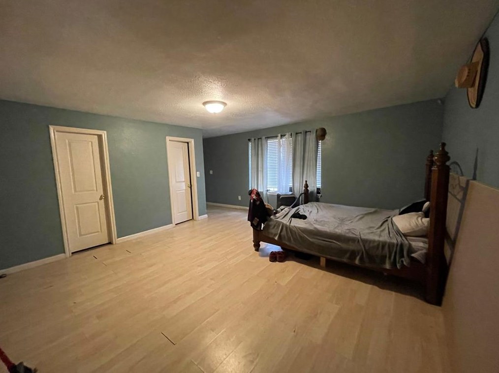 8611 Findlay St, Houston TX 77017-3202 exterior