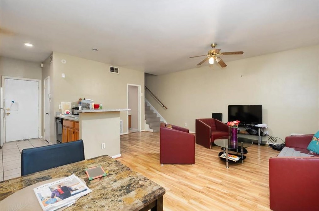 7364 Regency Square Ct, Houston, TX 77036