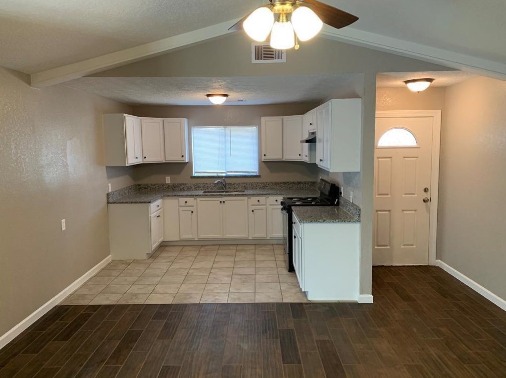 2227 Avenell Rd, Houston, TX 77034
