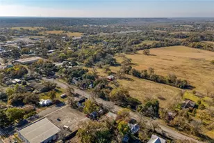 541 N Main St, La Grange, TX 78945 - Photo 48