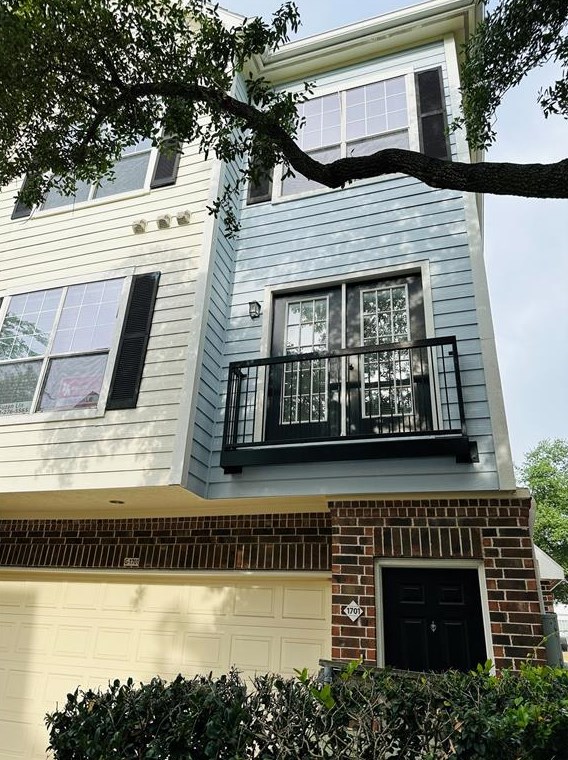 9200 Westheimer Rd #1701, Houston, TX 77063
