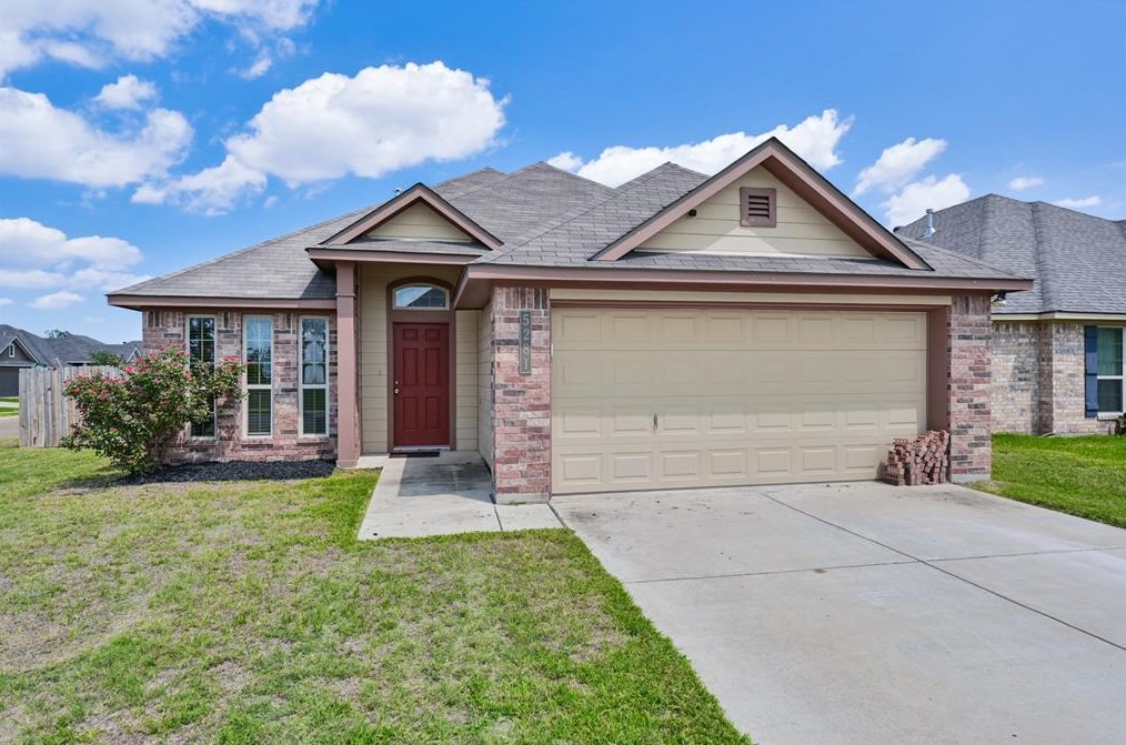 5281 Sagewood Dr, College Station, TX 77845-7353