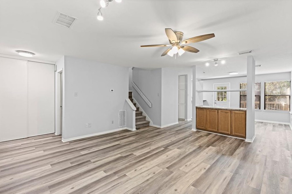52 Sawmill Grove Ln, Spring TX  77380-2171 exterior