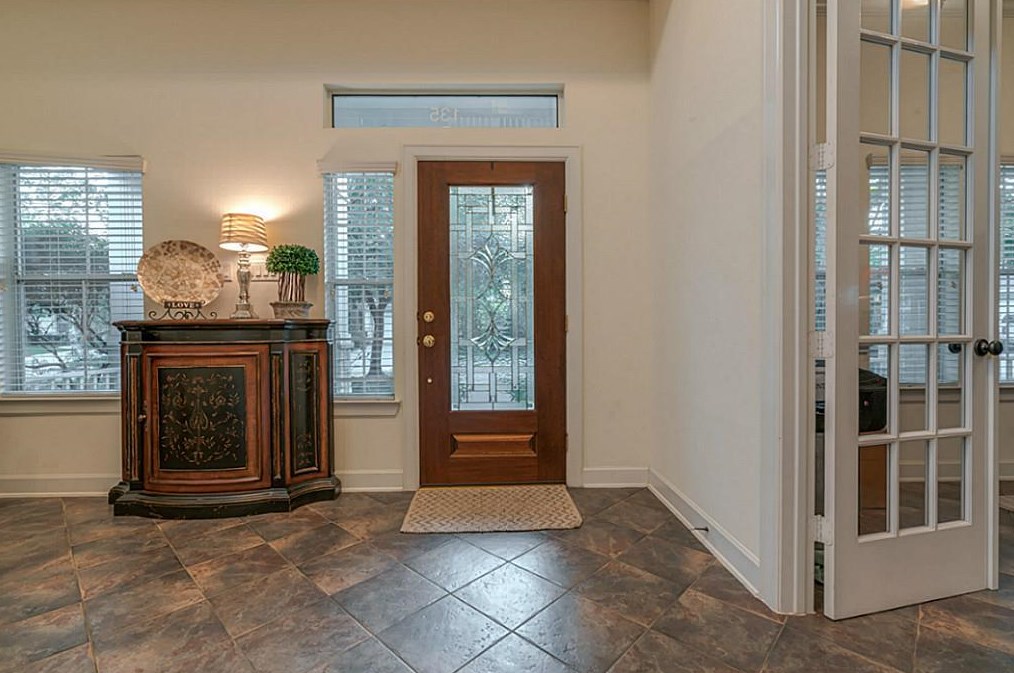 135 Hansom Trail St, Spring TX  77382-2640 exterior