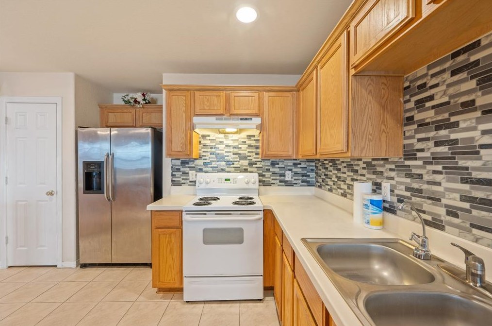 11919 Vita Cir, Houston TX  77070-5755 exterior