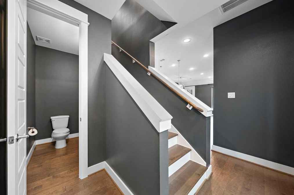 1411 Boswell St, Houston TX 77009-5906 exterior