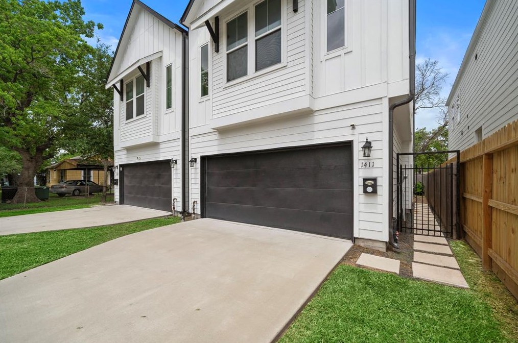 1411 Boswell St, Houston TX 77009-5906 exterior