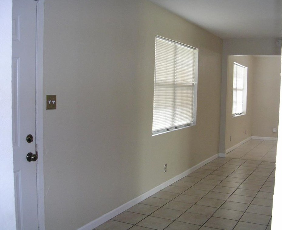 12209 Palmsprings Dr, Houston, TX 77034