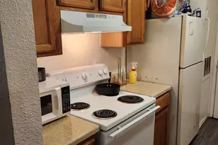 9797 Leawood Blvd, Houston, TX 77099 - Photo 8