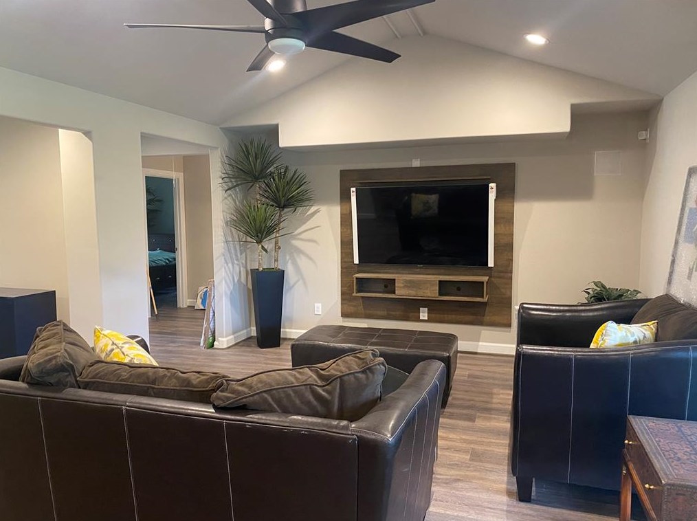 5619 Cerritos Dr, Houston, TX 77035