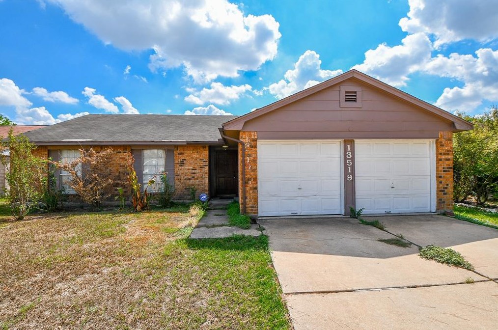13519 Wimbledon Oaks Dr, Houston, TX 77065