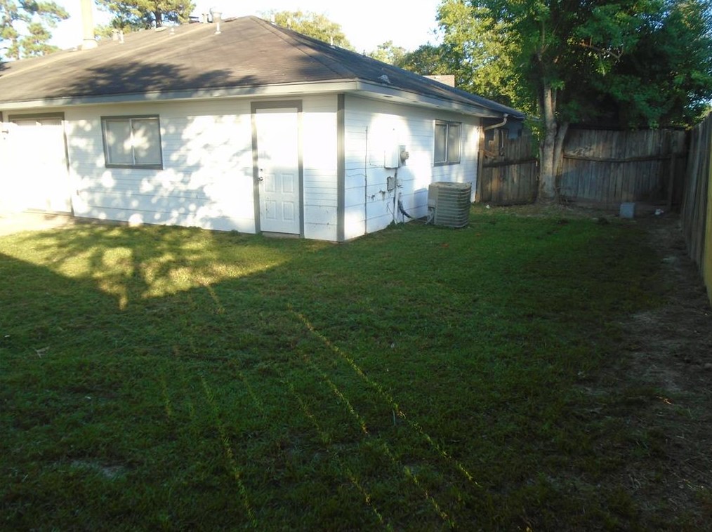 5421 Diane Ct, Spring TX 77373-8708 exterior