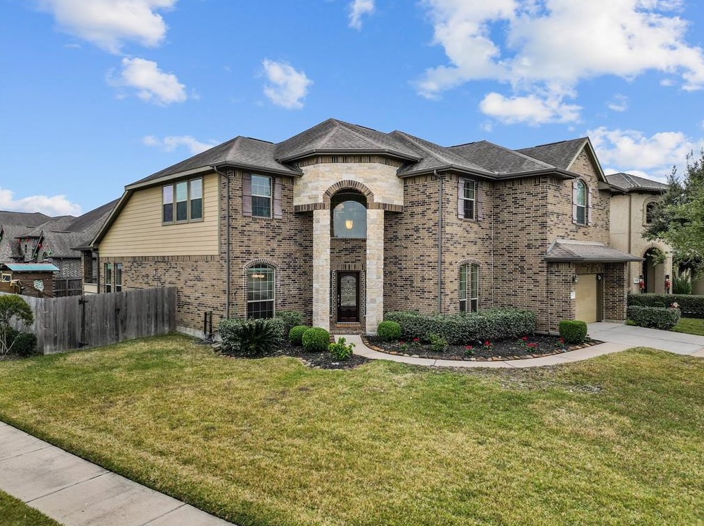 4629 Serrano Dr, League City, TX 77573-1456