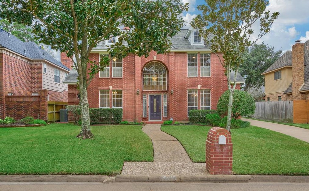 15915 Abberton Hill Dr, Spring, TX 77379-6802
