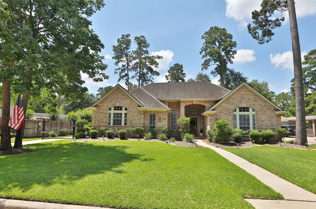 6011 Dover House Way, Spring, TX 77389-2935