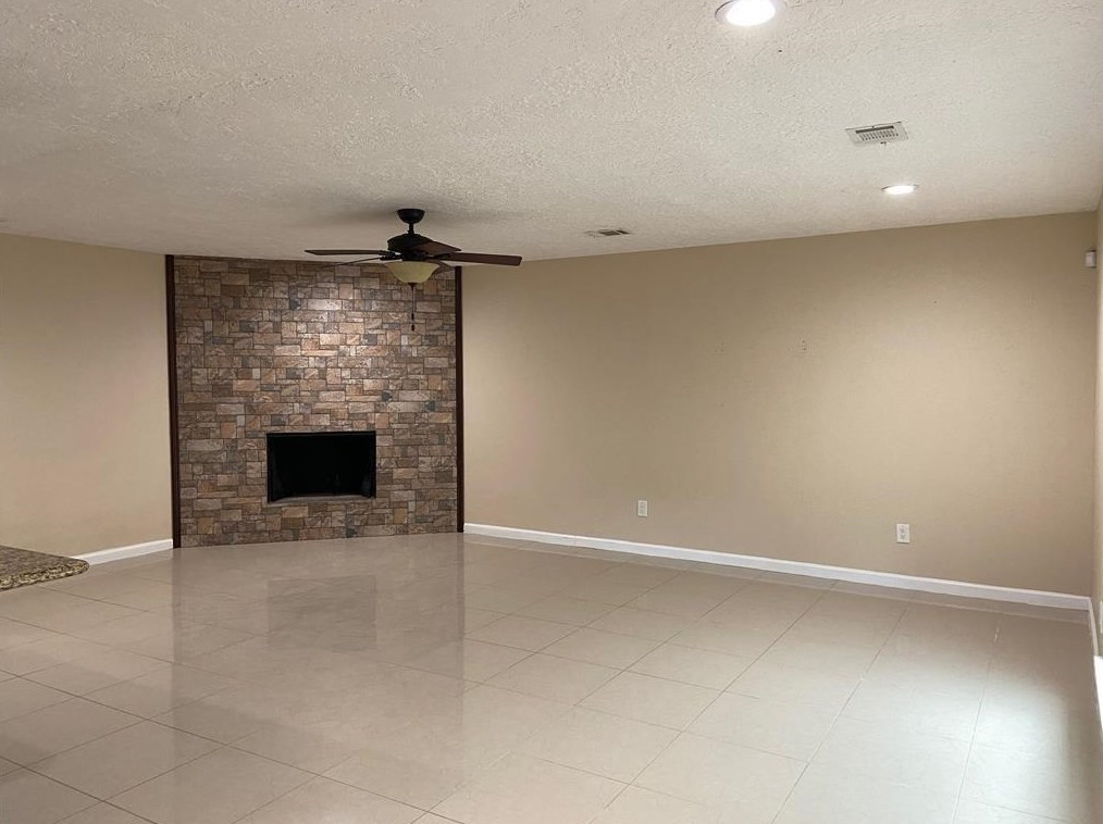 6318 Northport Dr, Houston, TX 77049