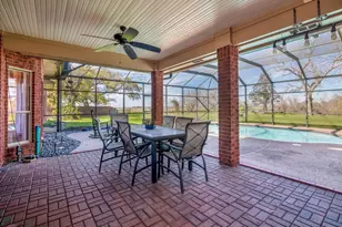 210 River Oaks Dr, Lake Jackson, TX 77566 - Photo 36