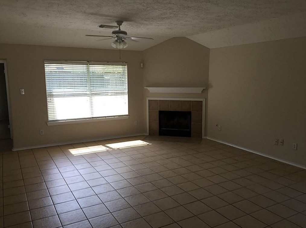 7427 Telico Junction Ln, Humble, TX 77346