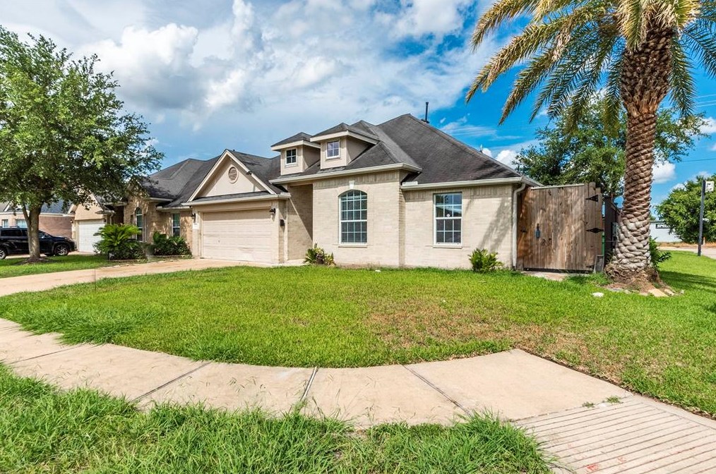 9302 Quercus Cir, Houston, TX 77075
